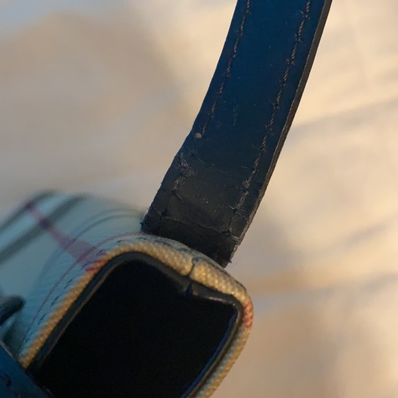 BURBERRY 💯 plaid leather handbag tote solid price - Picture 11 of 16